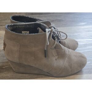 TOMS Desert Wedge Booties Suede Lace Up Casual Ankle Boots Womens 8.5